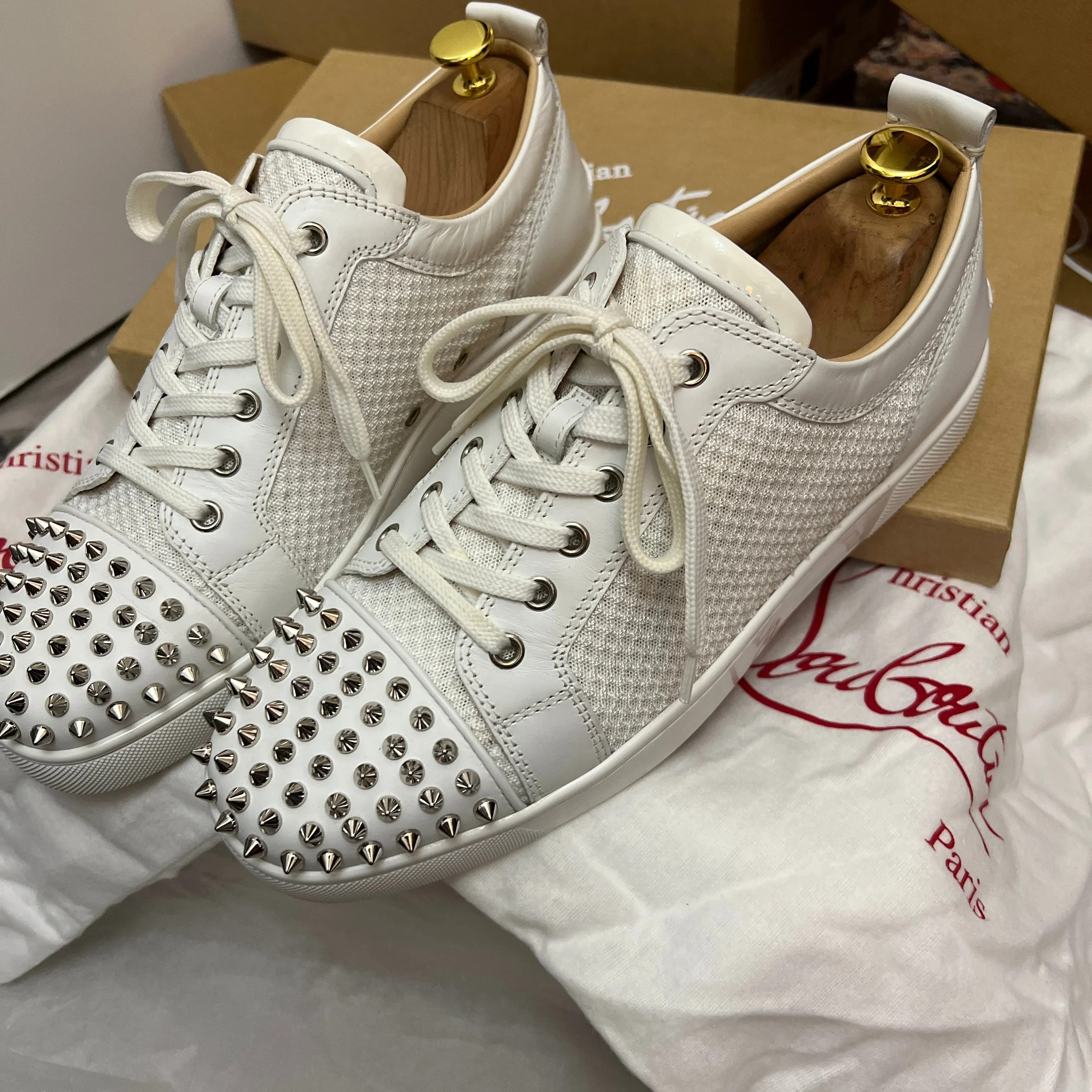 Authentic Christian Louboutin white Mesh Junior sneakers 8.5UK 42.5 9.5US