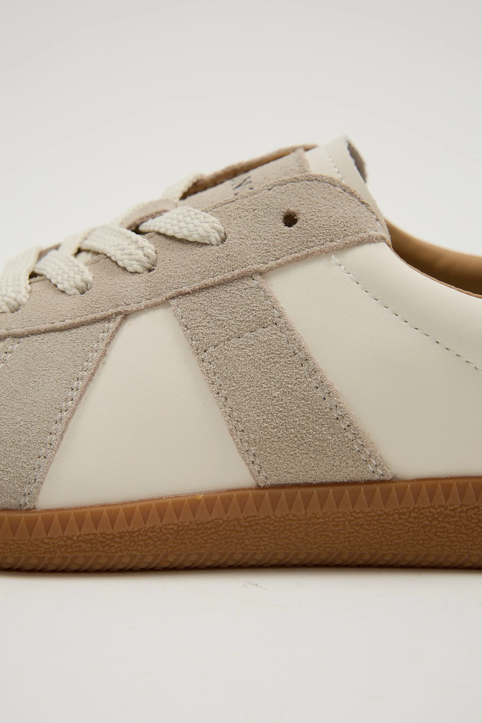 Delta Beige