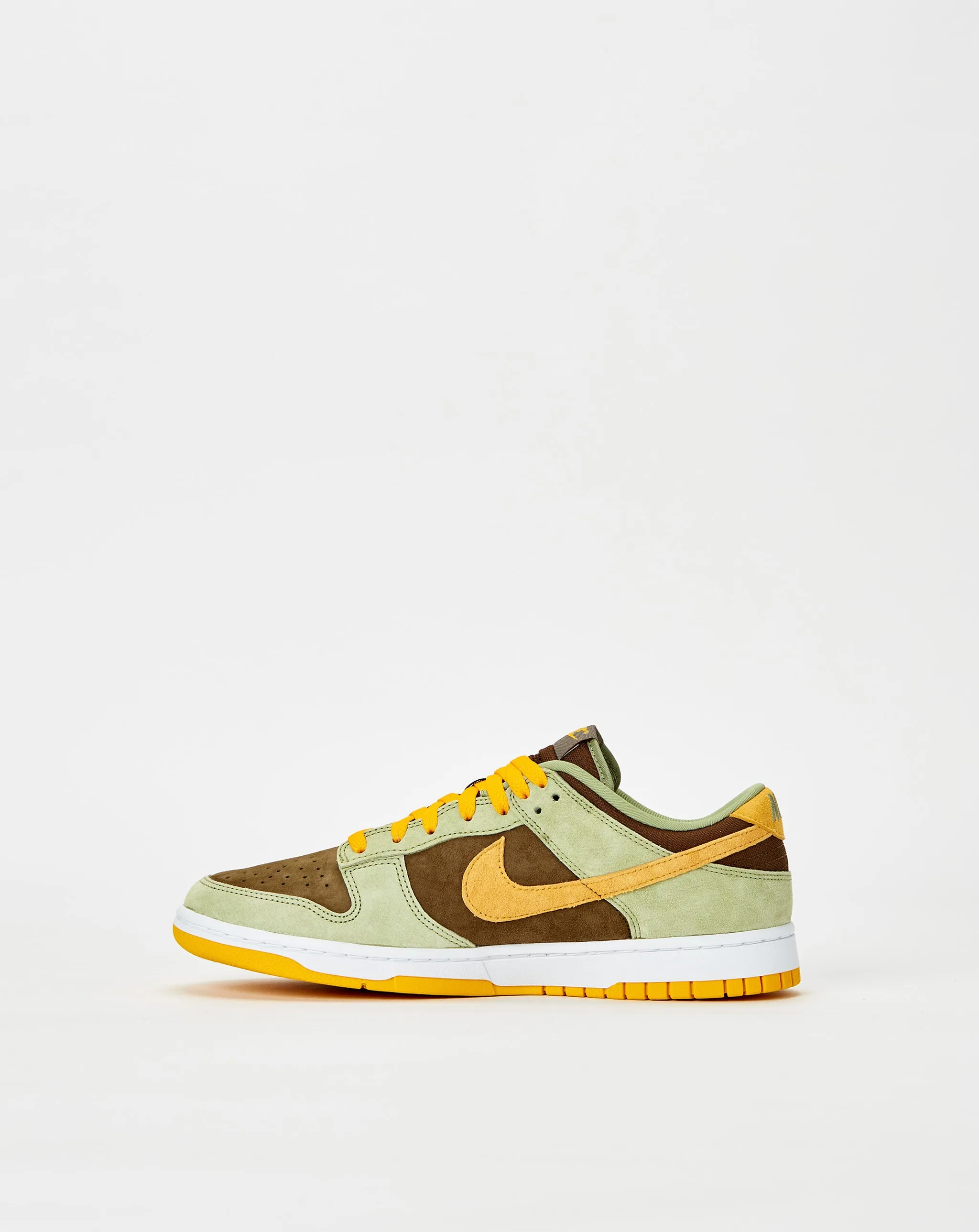 Dunk Low SE