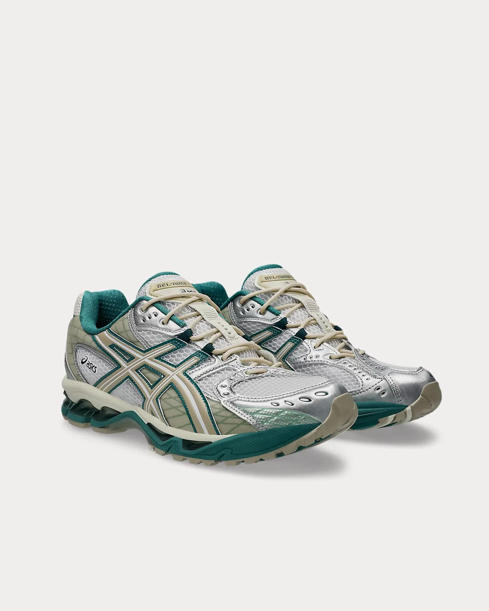 Gel-Nimbus 10.1 White / Rainy Lake Low Top Sneakers