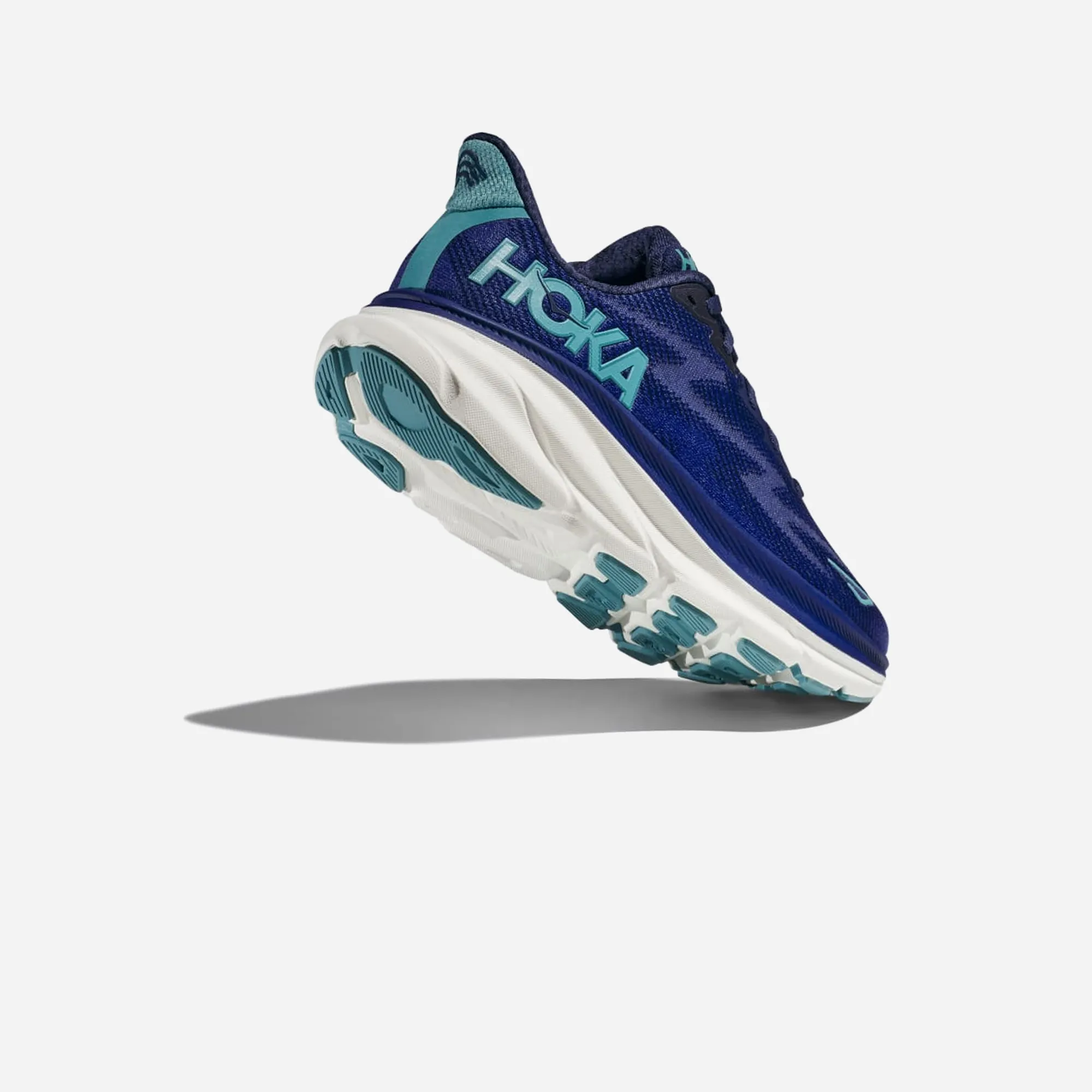 Hoka Clifton 9 bellwether blue evening sky WMNS