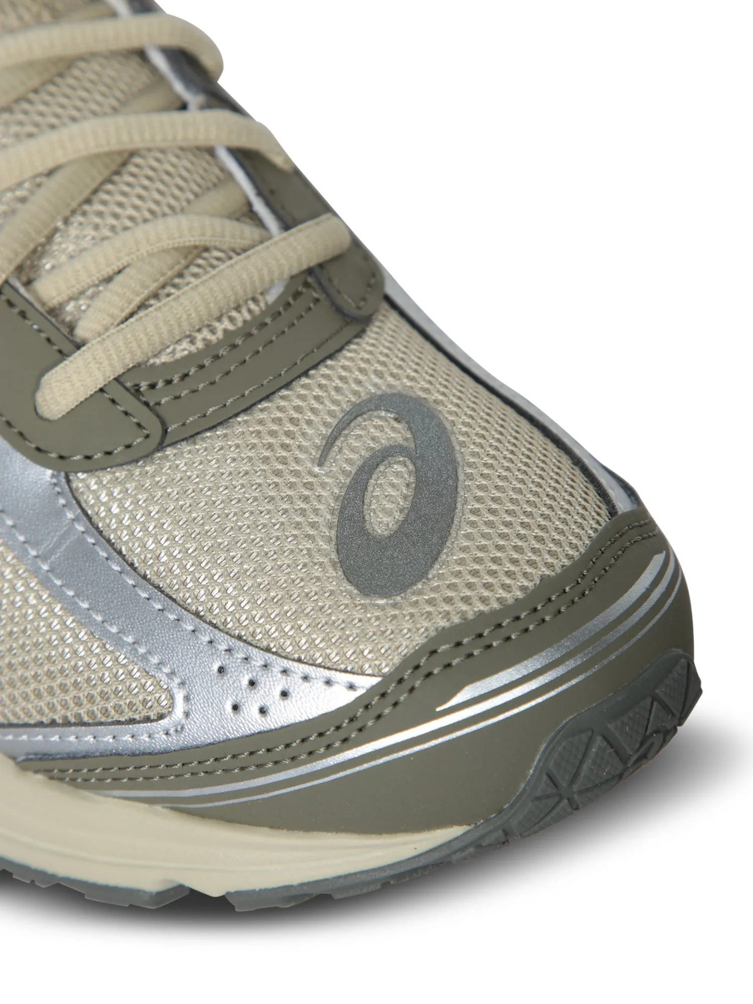 Jog 100S Ivory Sneakers