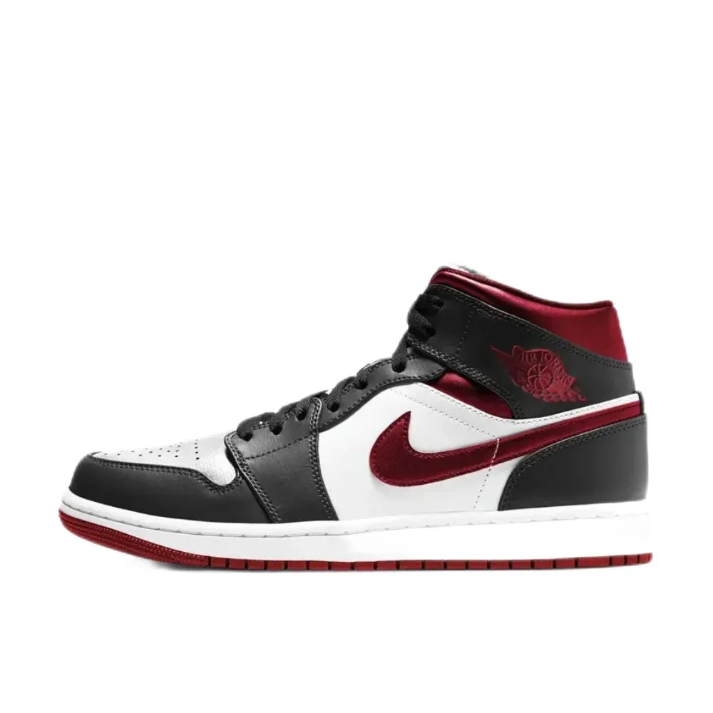 Nike Air Jordan 1 MID Comfortable and Breathable Mens Basketball Shoes Anti-skid Wearable Sneakers White Black Colorway