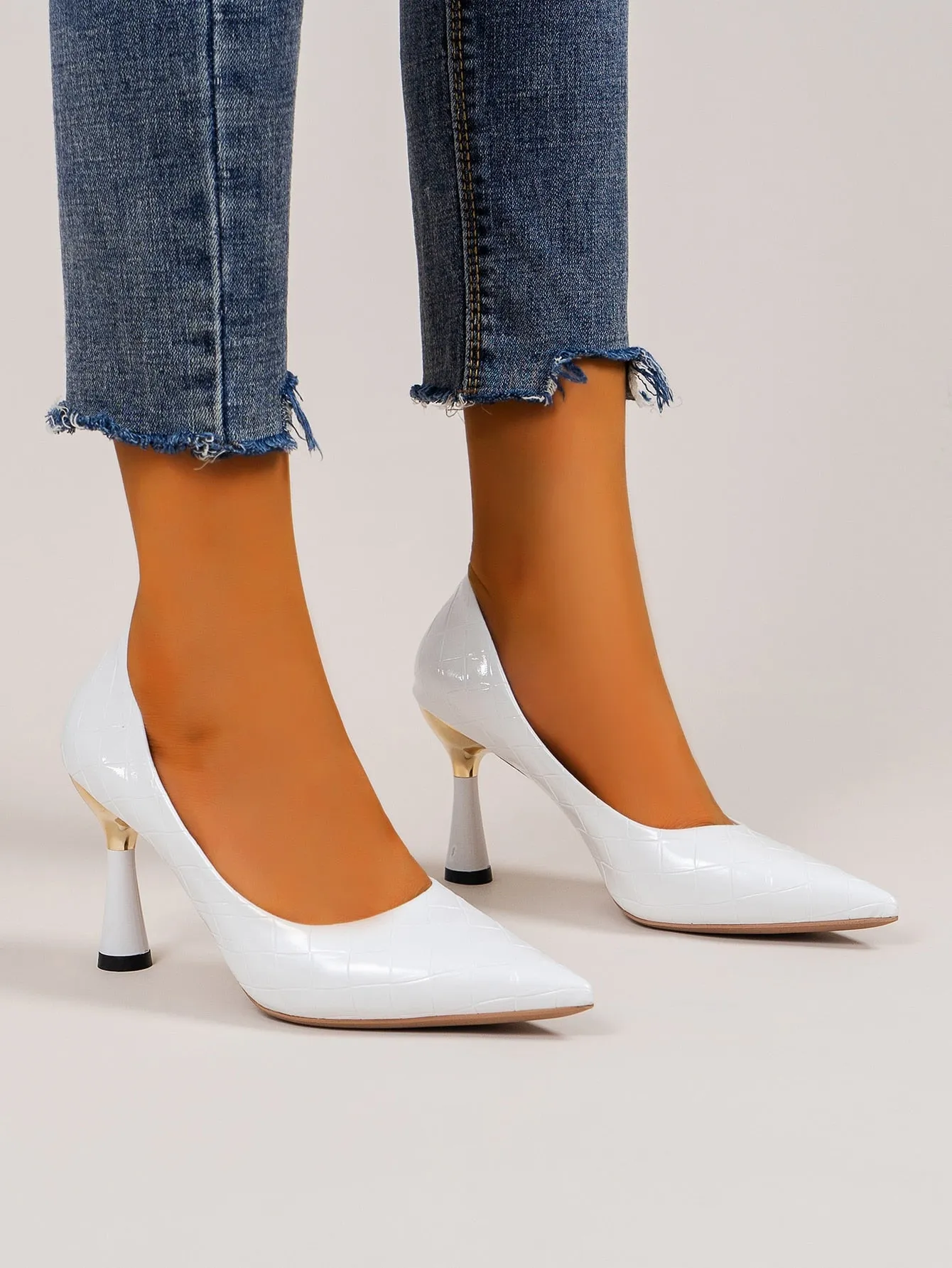 Textured Point Toe Court Pumps