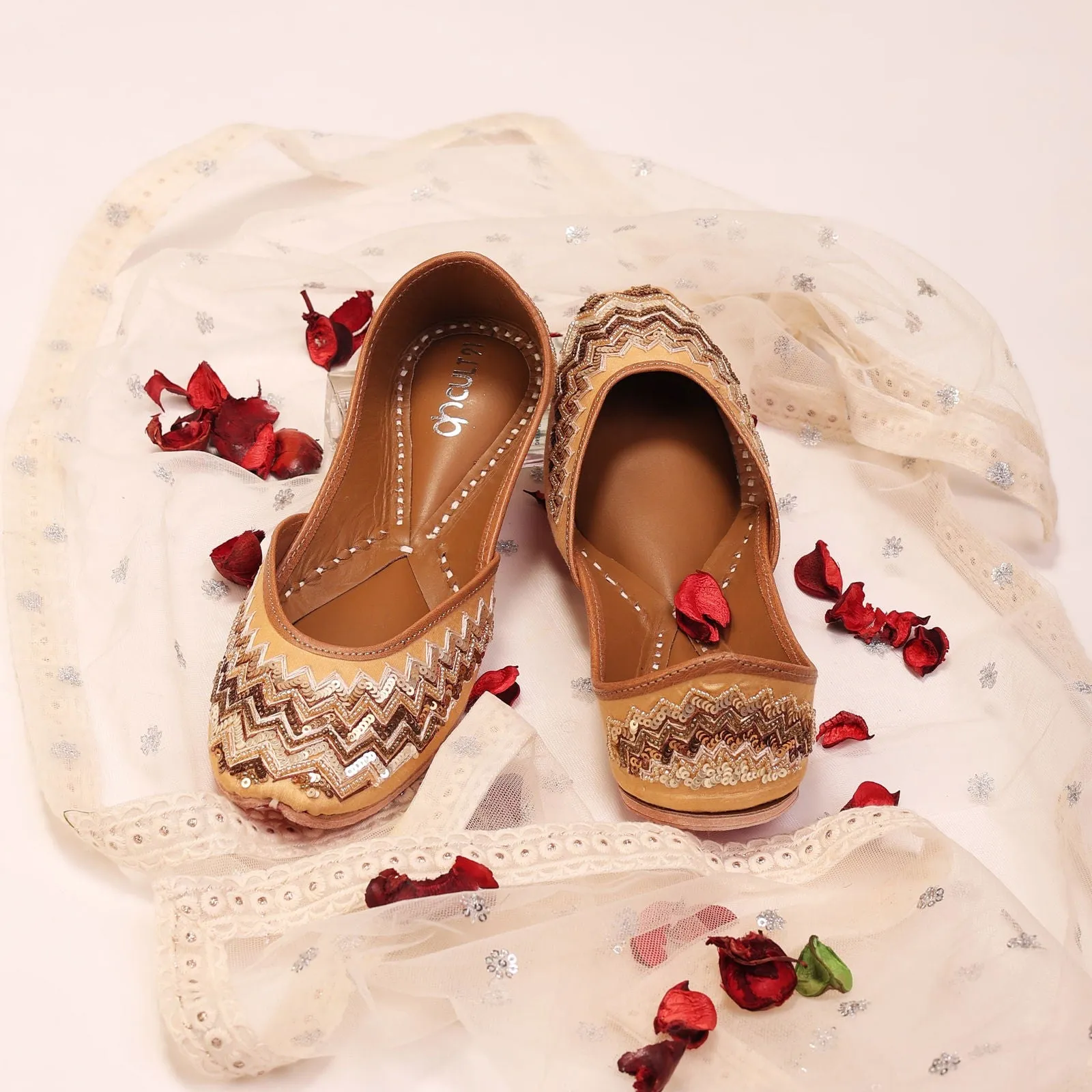 Women Golden Embellished Ethnic Mojaris Flats