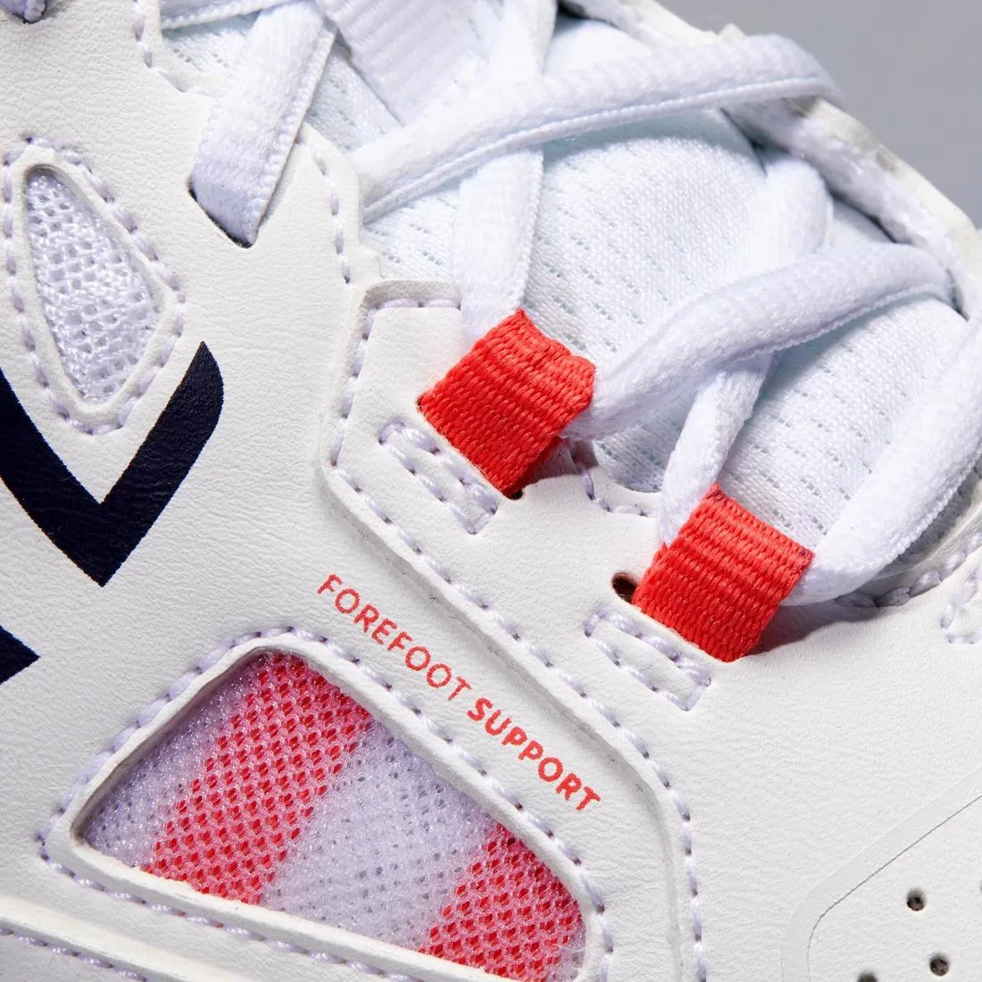 Womens Tennis Shoes - TS 500